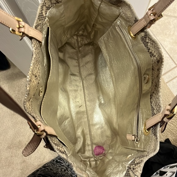 Micheal Kors snake print handbag - Picture 3 of 3